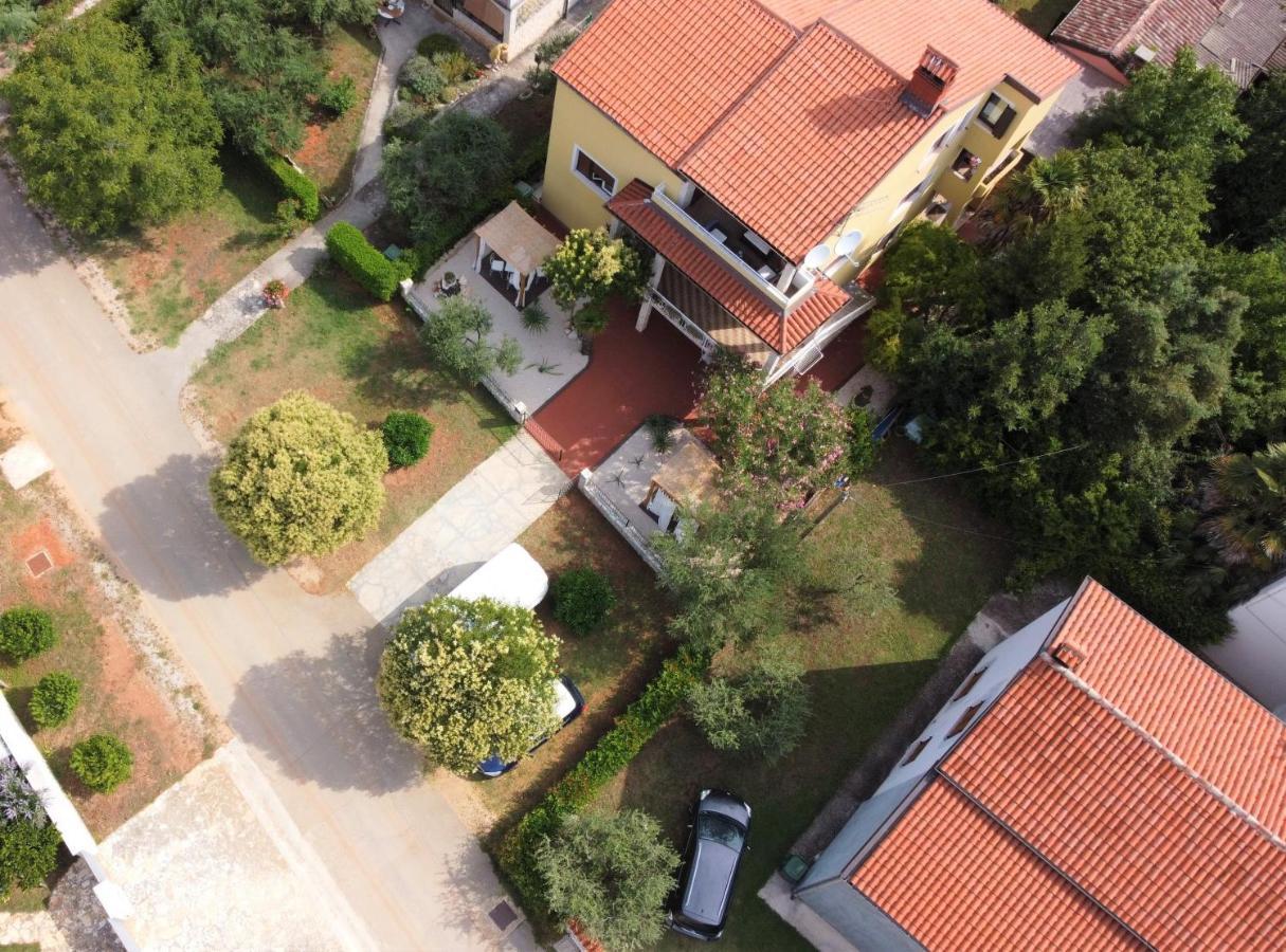 Lina Apartments Umag Exterior photo